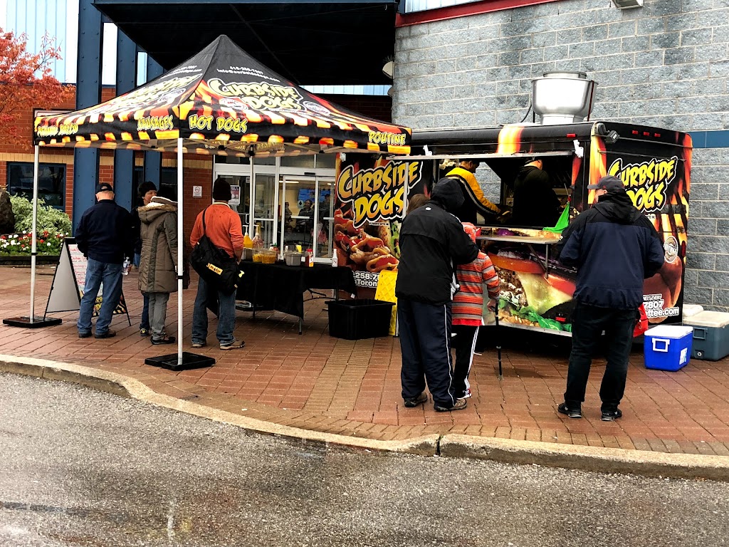 Curbside Dogs-Toronto Food Trucks | Mobile Food Truck, 58 Grassington Crescent, Brampton, ON L6S 1Z6, Canada | Phone: (416) 258-7807