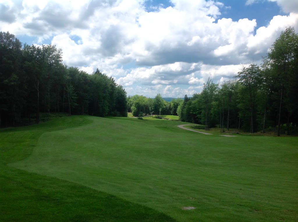 Club De Golf De Knowlton | 264 Chem. Lakeside, Knowlton, QC J0E 1V0, Canada | Phone: (450) 243-6622