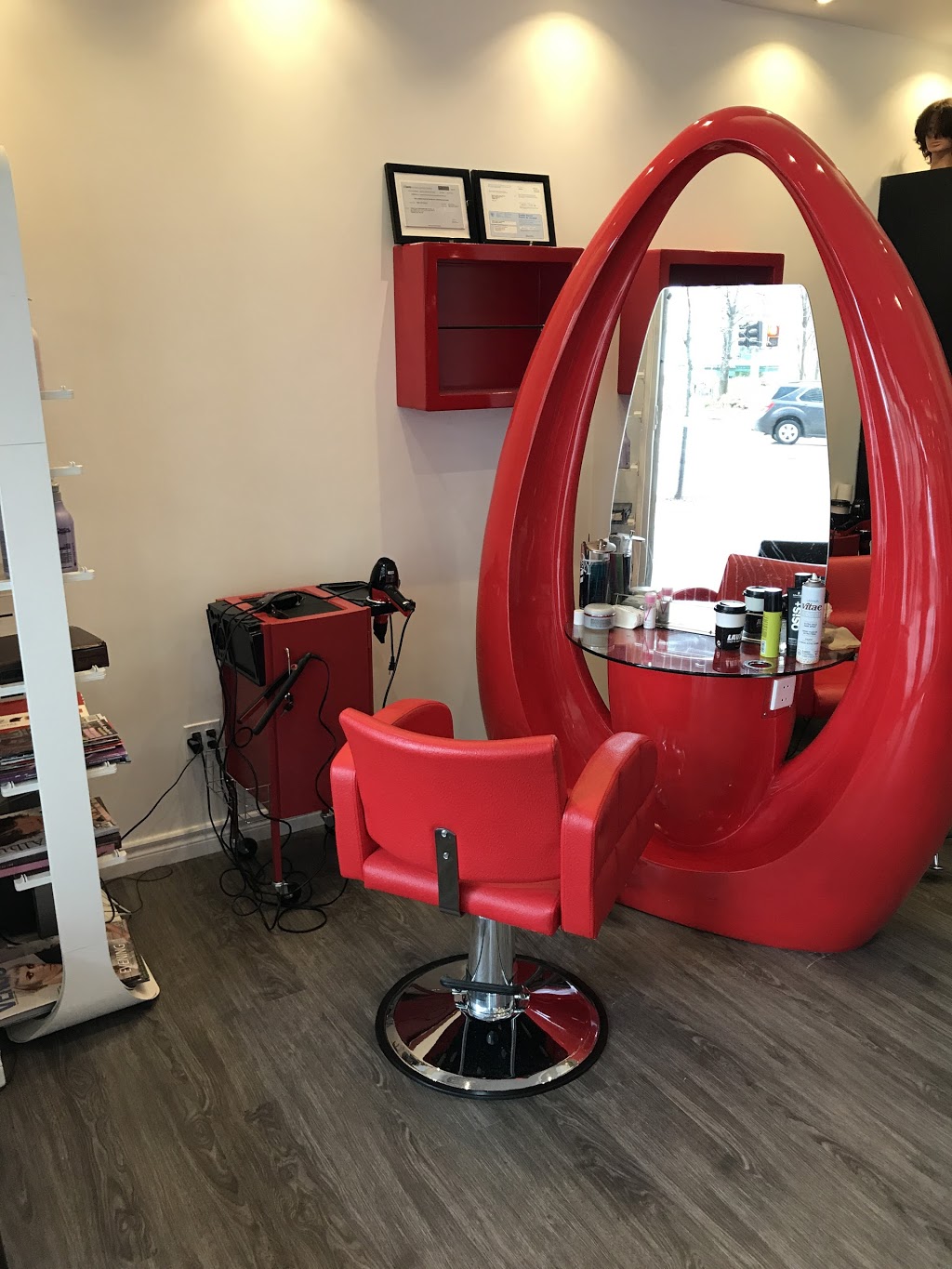 Queens Quay Hair Design | 208 Queens Quay W, Toronto, ON M5J 2Y5, Canada | Phone: (416) 363-9231