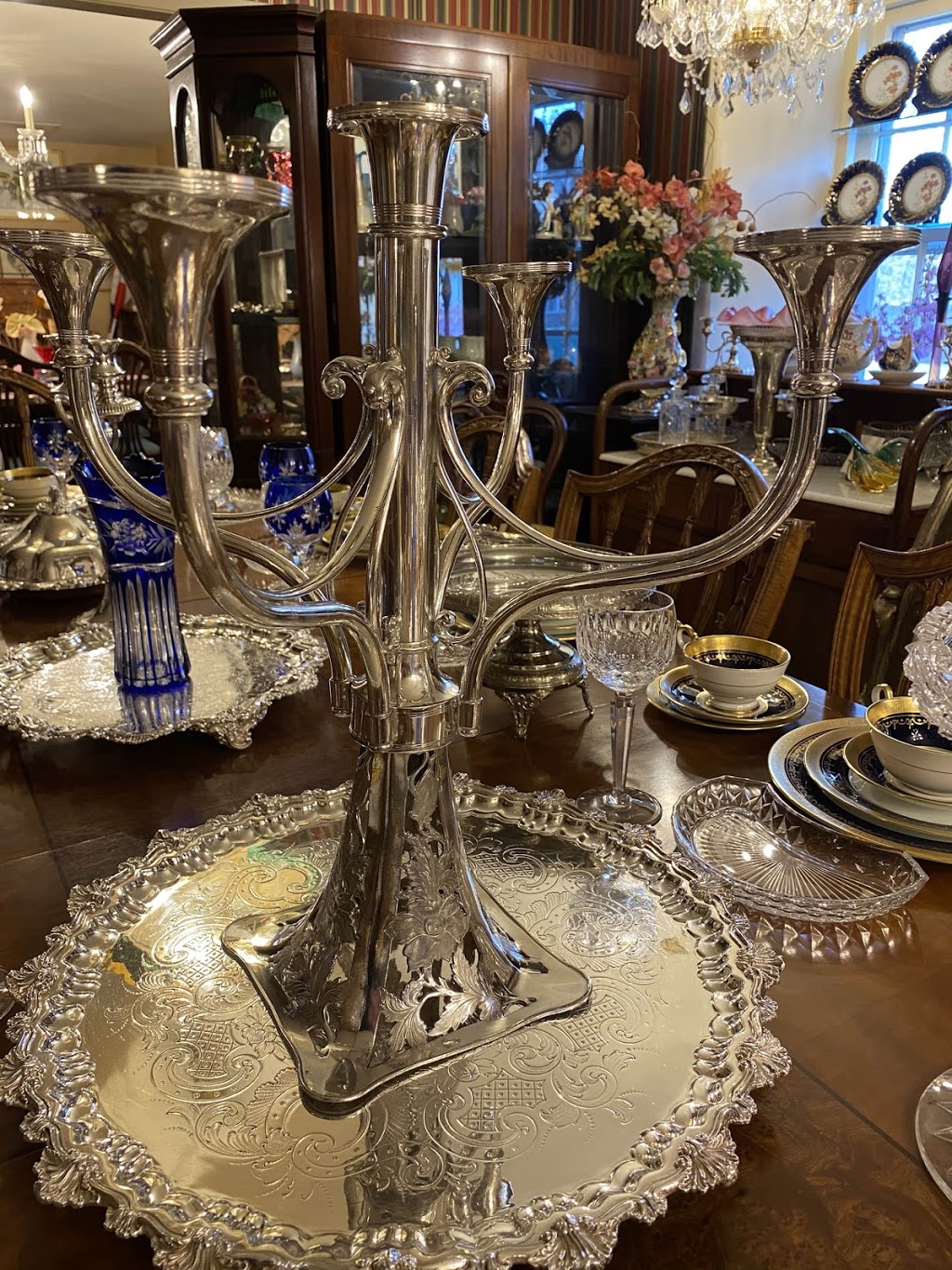 Stone Acre Manor Antiques | 1932 2, Brockville, ON K6V 5T1, Canada | Phone: (613) 342-4430