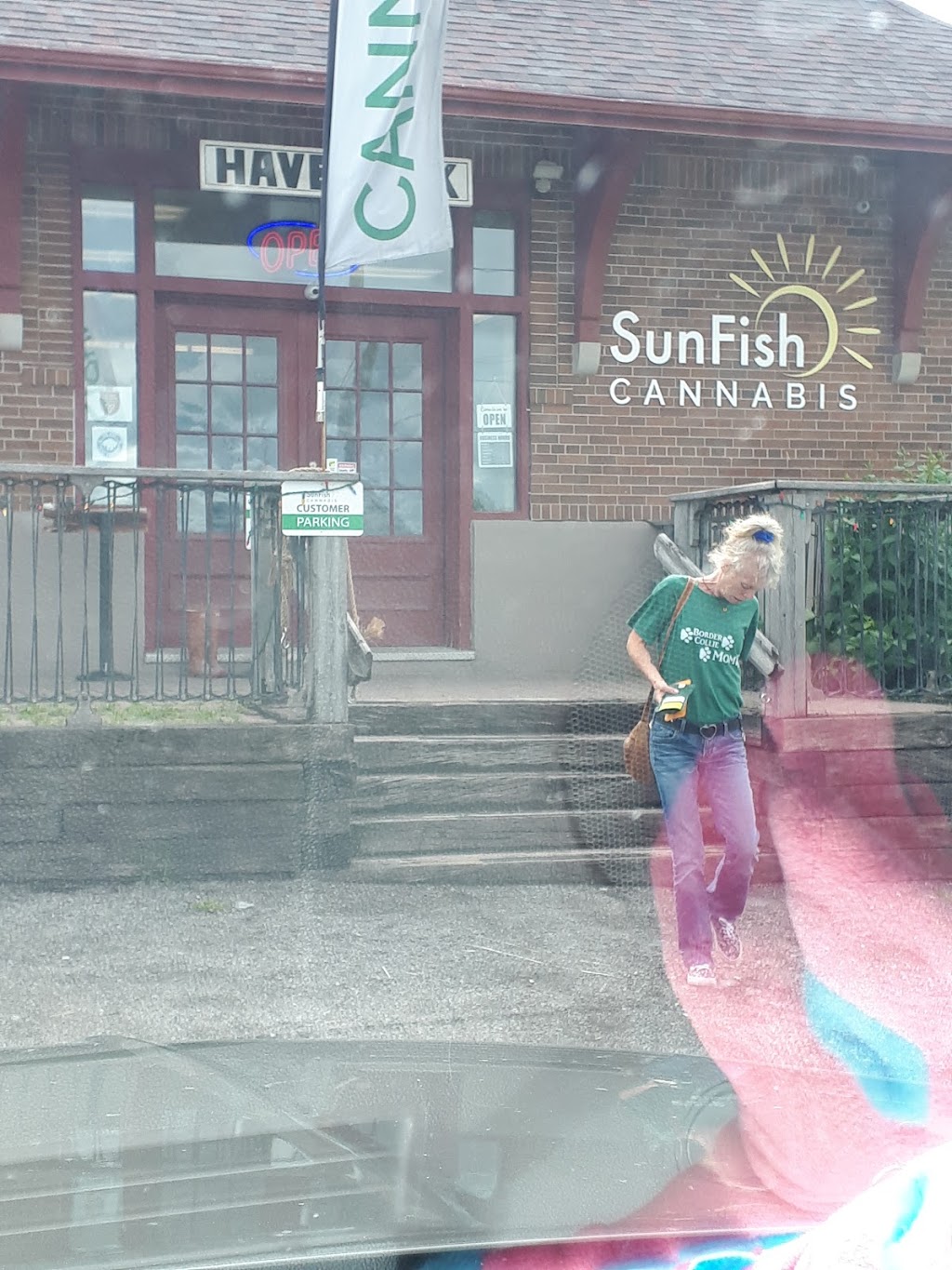 SunFish Cannabis Havelock | 30 Ottawa St E, Havelock, ON K0L 1Z0, Canada | Phone: (705) 803-0303