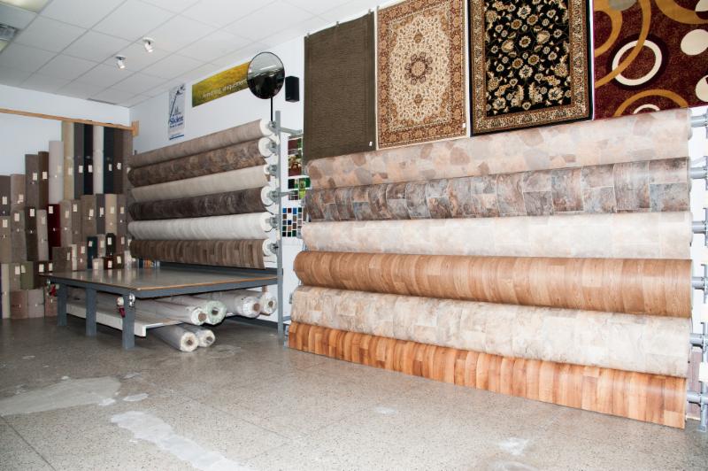 Tapis Champeau | 5963 Rue de Verdun, Verdun, QC H4H 1M5, Canada | Phone: (514) 769-4565