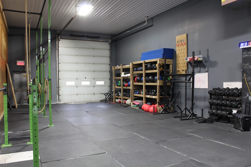 Crossfit Minotaure | 2141 Rue Léonard-de-Vinci, Sainte-Julie, QC J3E 1Z3, Canada | Phone: (450) 338-6348