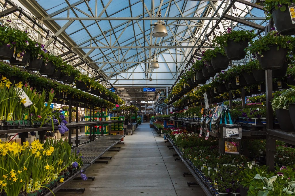 Lowes Garden Center | 4005 Garrard Rd, Whitby, ON L1R 0J1, Canada | Phone: (905) 433-2870