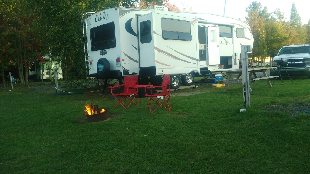 Camping Hatley | 250 chemin de Magog, Sainte-Catherine-de-Hatley, QC J0B 1W0, Canada | Phone: (819) 843-5337