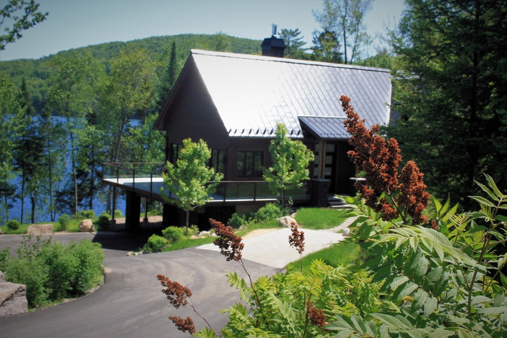 Maisons HR | 2183 Chem. du Village, Mont-Tremblant, QC J8E 1K4, Canada | Phone: (819) 717-3835