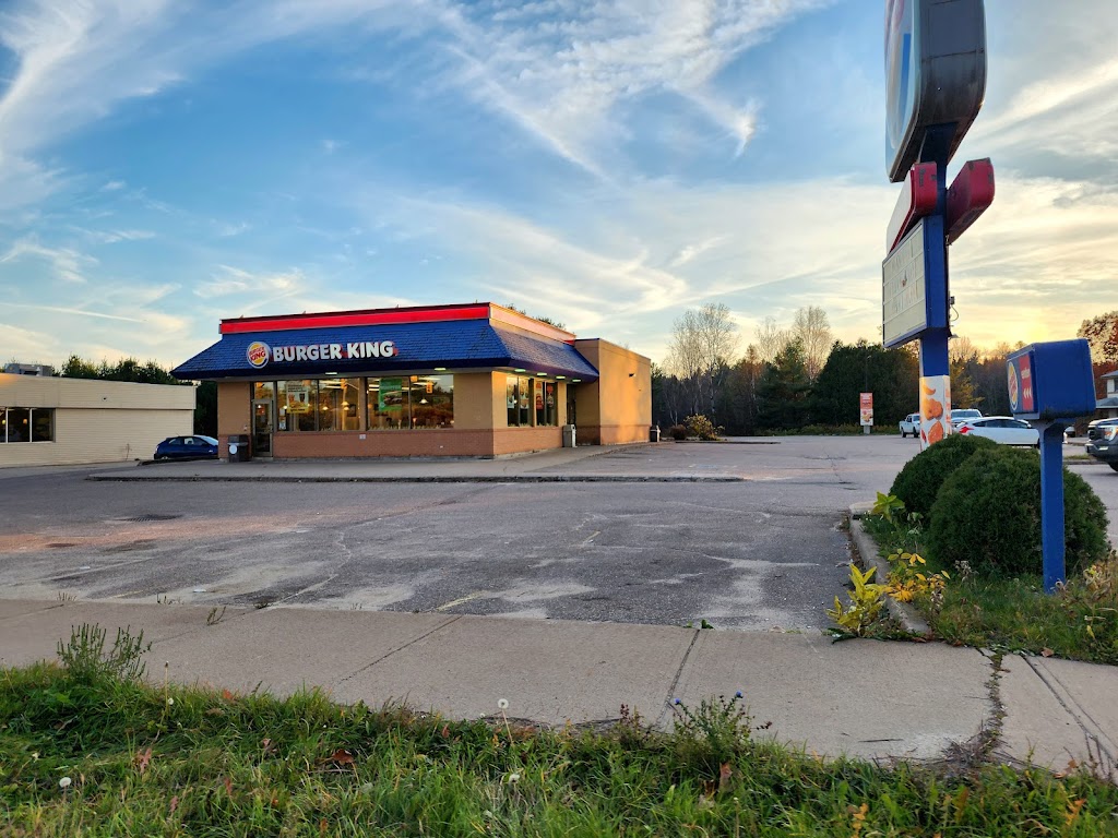 Burger King | Highway 17 West, Deep River, ON K0J 1P0, Canada | Phone: (613) 584-9367