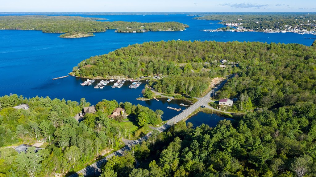 Holiday Cove Marina | 13 Rose Point Rd, Parry Sound, ON P2A 2X3, Canada | Phone: (705) 746-2250