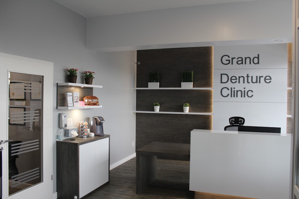 Grand Denture Clinic, Timo Gerzen D.D. | #102B- 20 Hyw 52 west, Steinbach, MB R5G 2L2, Canada | Phone: (204) 326-7672