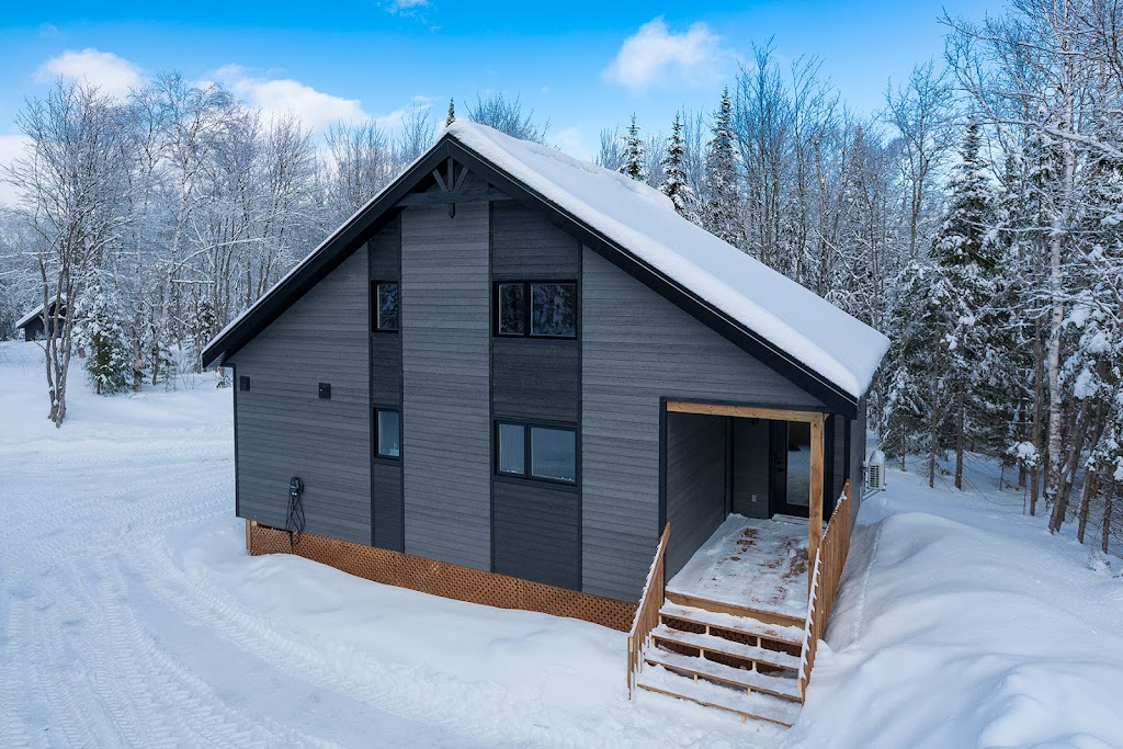 Lëxi Chalet Modulaire | 665 Rue du Nickel, Communauté-Urbaine-de-Québec, QC G2N 0J9, Canada | Phone: (418) 841-0230