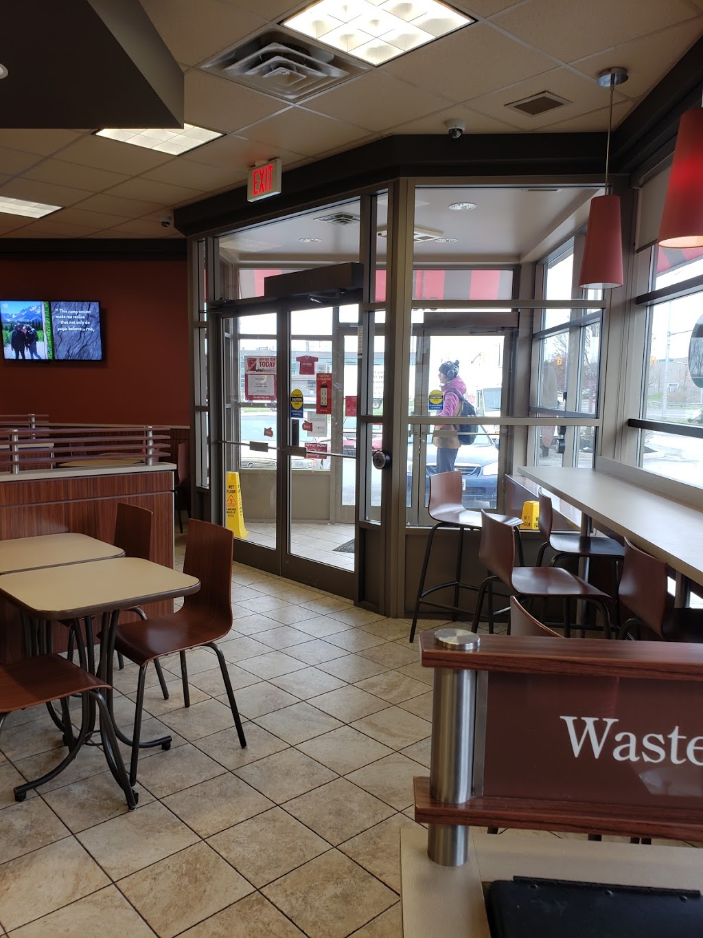 Tim Hortons | 2094 Dundas St, London, ON N5V 1R2, Canada | Phone: (519) 453-9758