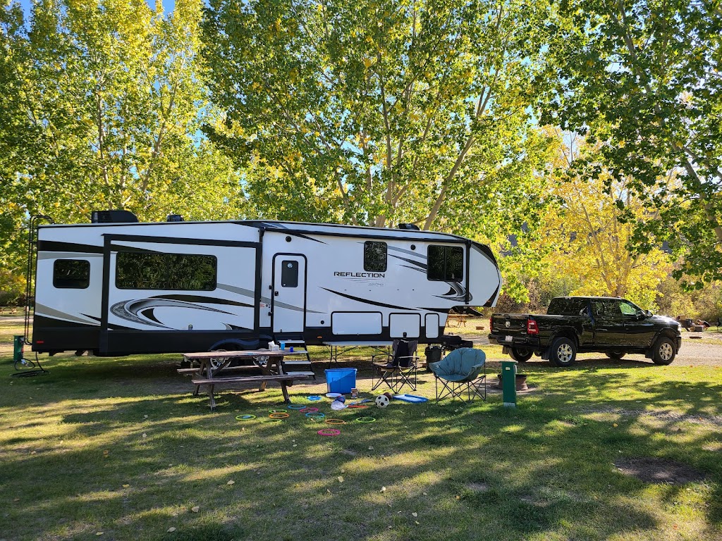 The Hoodoo RV Resort & Campground | 5075 AB-10, Drumheller, AB T0J 0Y4, Canada | Phone: (403) 823-2790