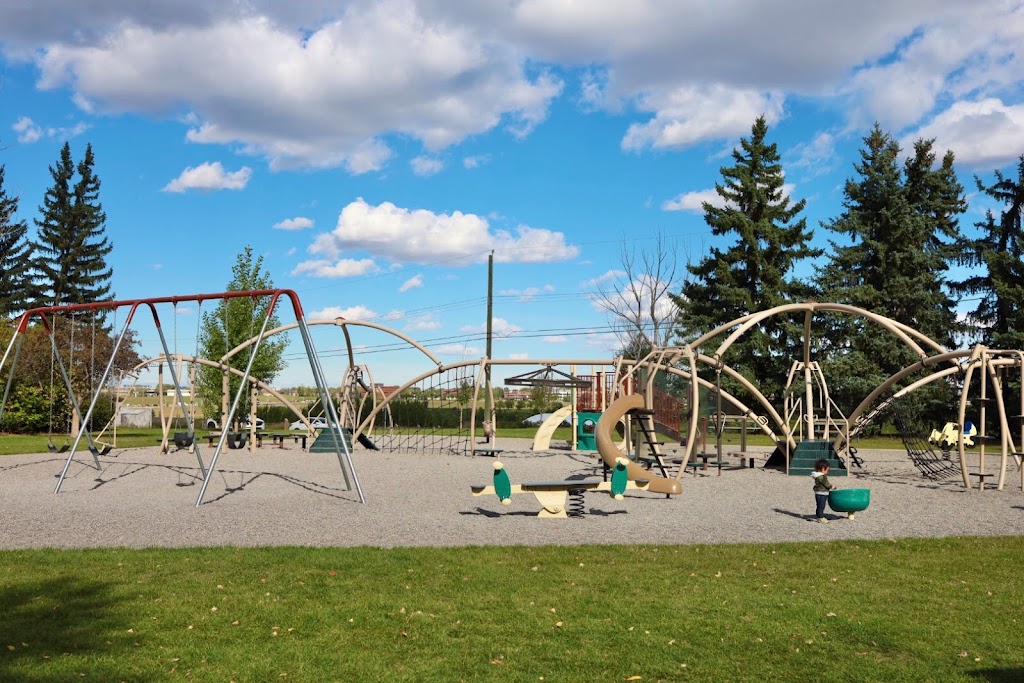 Victory Park Playground | 2316 7 St NE, Calgary, AB T2E 4C9, Canada | Phone: (403) 268-2489