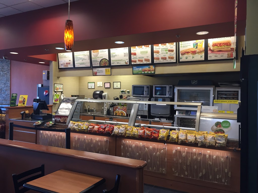 Subway | 7814 Boulevard Champlain, LaSalle, QC H8P 1B3, Canada | Phone: (514) 595-4949