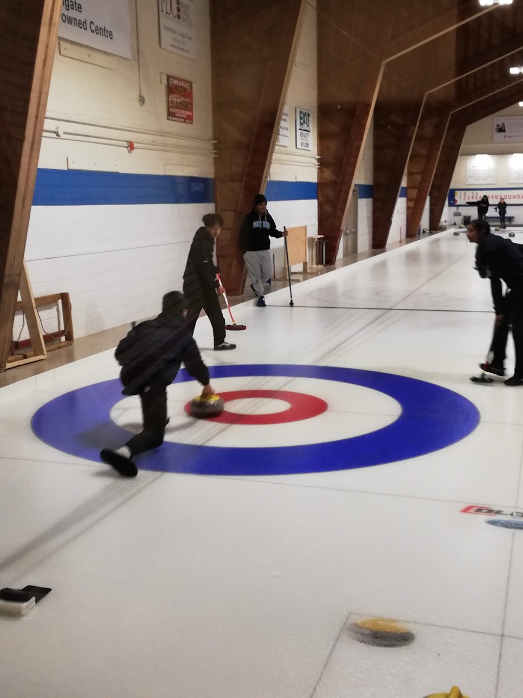 Brampton Curling Club | 46 Mcmurchy Av S, Brampton, ON L6Y 1Y4, Canada | Phone: (905) 451-4015