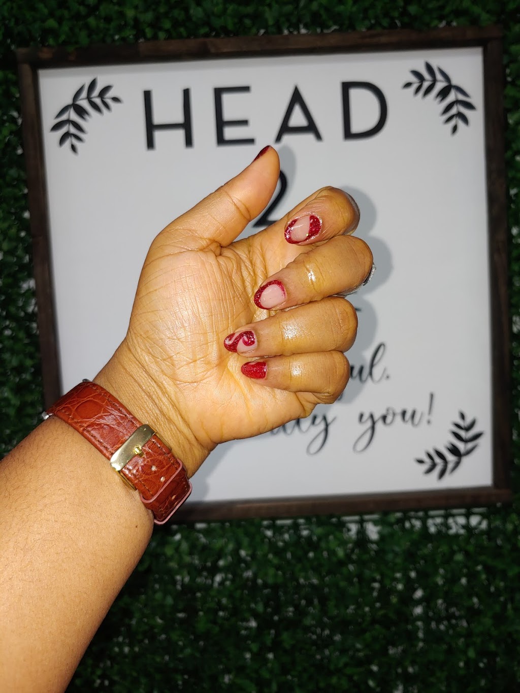 Head 2 Toe Hair & Nail | 685 Munroe Ave, Winnipeg, MB R2K 1J1, Canada | Phone: (204) 654-0289