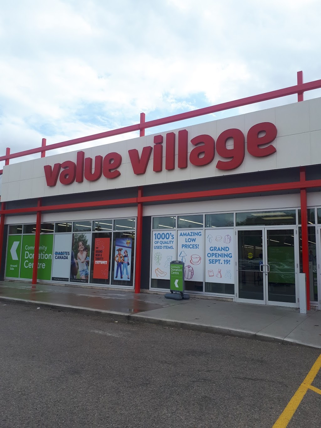 Value Village | 530 Oxford St W, London, ON N6H 1T5, Canada | Phone: (226) 777-6850