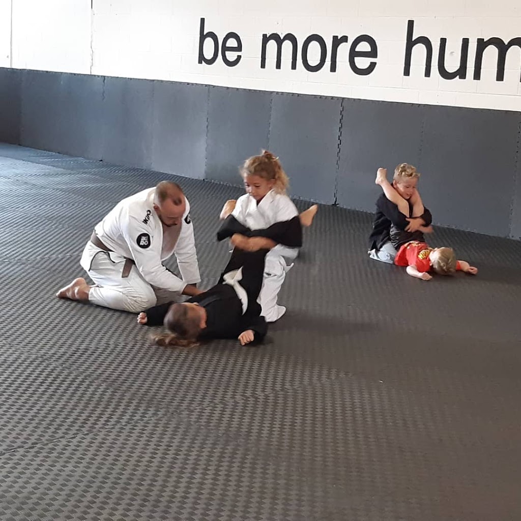 Academia Brazilian Jiu Jitsu | 4696 Christie Dr unit #4, Beamsville, ON L0R 1B5, Canada | Phone: (905) 730-5945