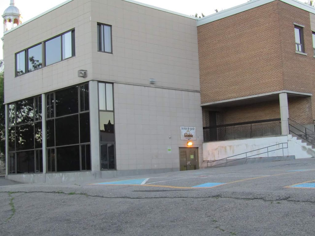 School Notre-Dame | 151 Rue Saint-Louis, Saint-Eustache, QC J7R 1X9, Canada | Phone: (450) 473-2933