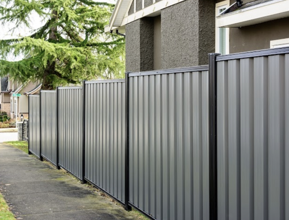 Global cedar fences | 6341 173a St, Surrey, BC V3S 5J8, Canada | Phone: (778) 903-5219