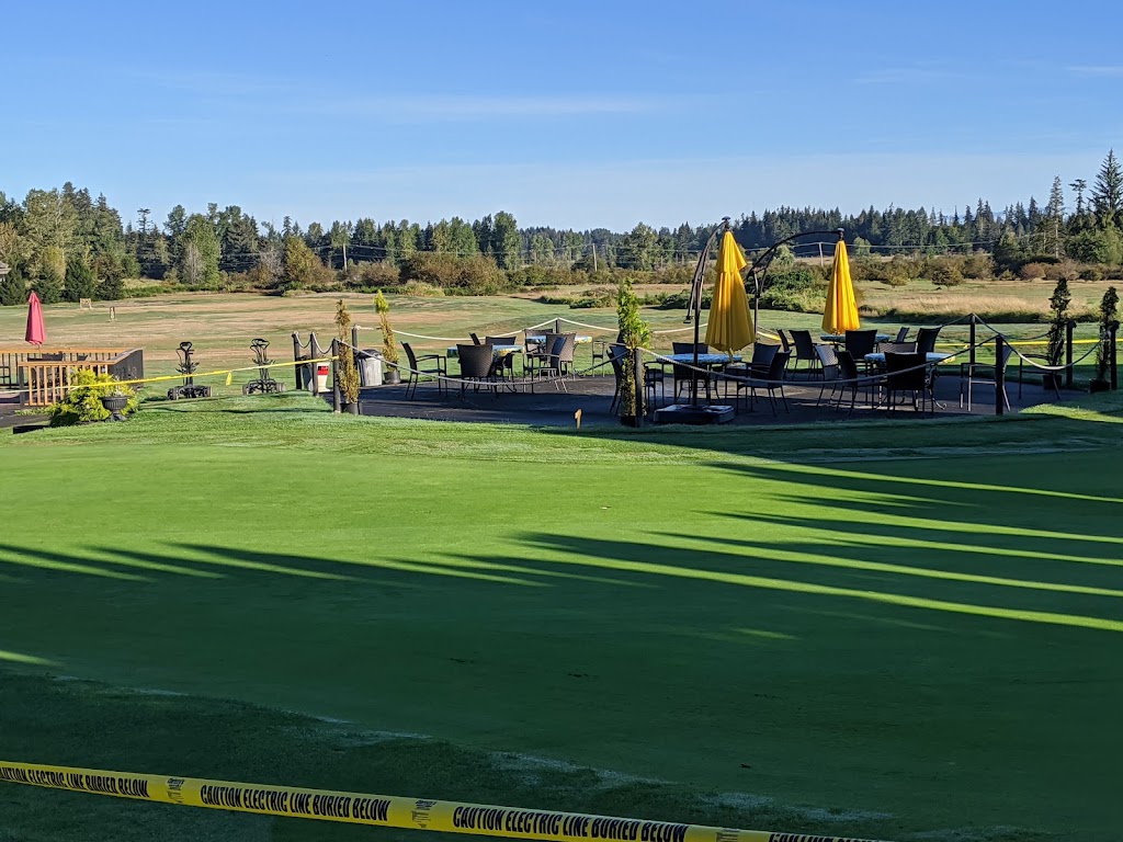 Mulligans Golf Course | 4985 Cotton Rd, Courtenay, BC V9N 5Y1, Canada | Phone: (250) 338-2440