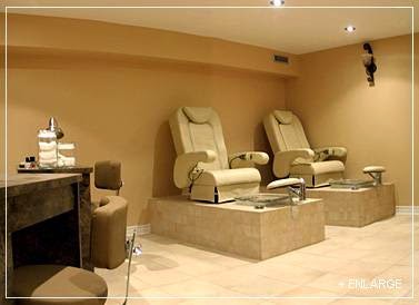 Salon and the City | 1850 Lakeshore Rd W, Mississauga, ON L5J 1J7, Canada | Phone: (905) 822-2212