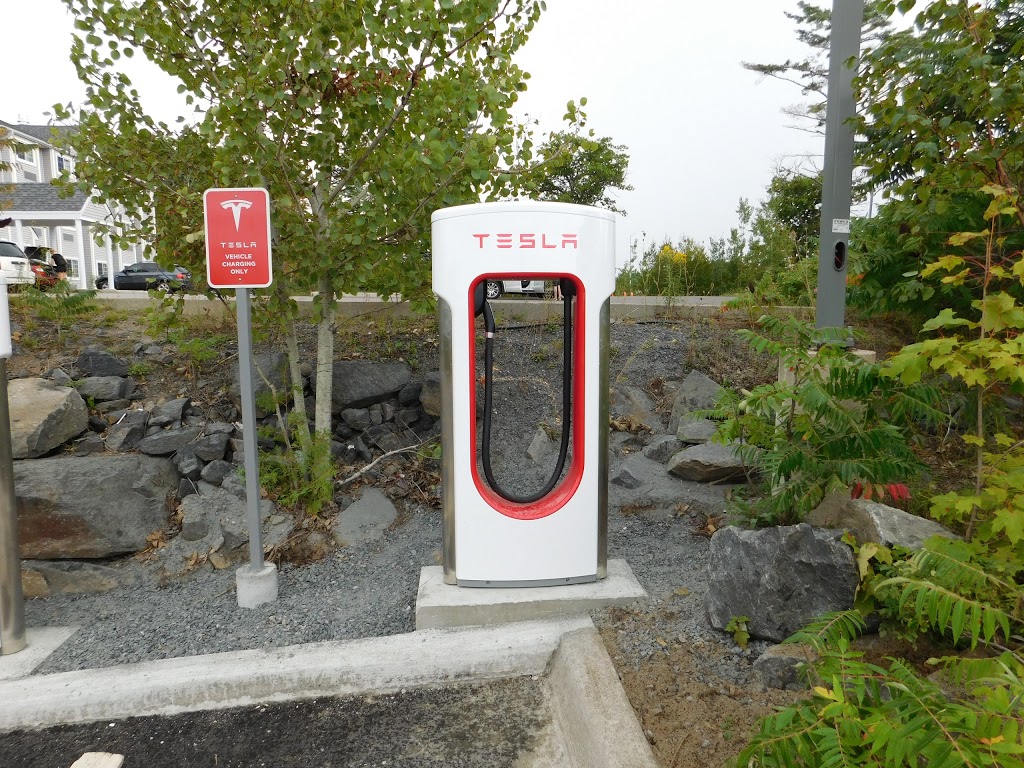 Tesla Supercharger | 292 Louisa St, Parry Sound, ON P2A 3C1, Canada | Phone: (877) 798-3752