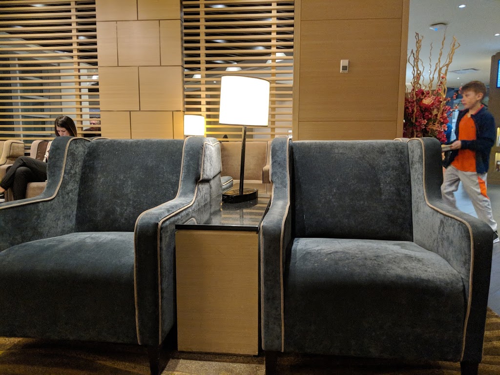 Plaza Premium Lounge Vancouver (US Departures) | Near Gate E87, US Transborder Departure Pier E, Vancouver International Airport (YVR), Vancouver, BC V7B 0A4, Canada | Phone: (604) 244-1700