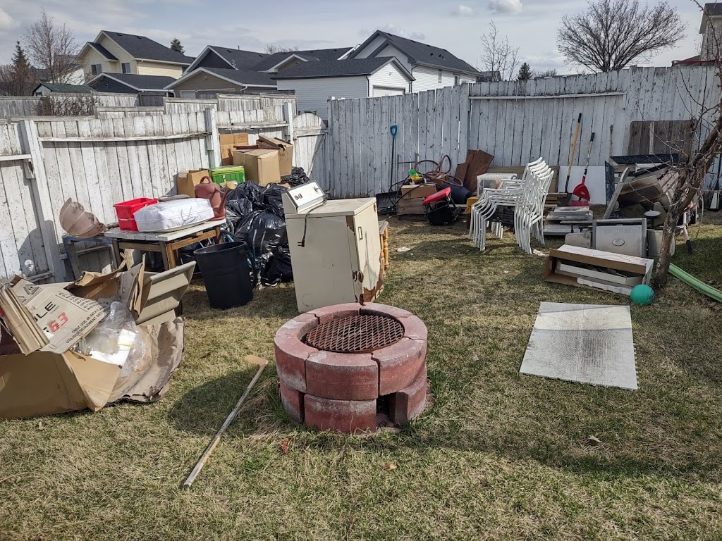 Junk Removal Calgary | 123 Martin Crossing Park NE, Calgary, AB T3J 3N7, Canada | Phone: (403) 483-3971