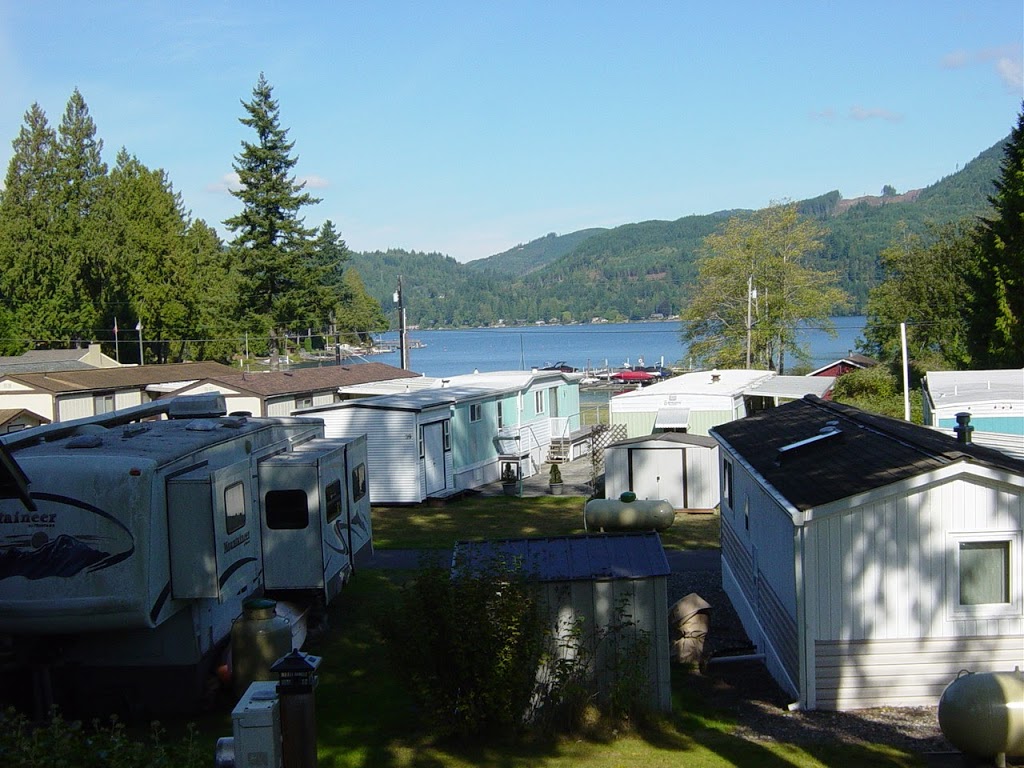 Calmor Cove Club | 316 W Lake Samish Dr, Bellingham, WA 98229, USA | Phone: (360) 734-2211