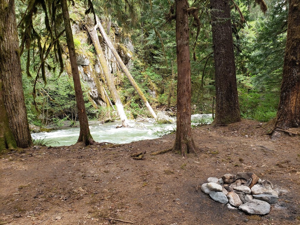 Siqurd Valley Trail Trailhead | Ashlu Rd, Brackendale, BC V0N 1H0, Canada