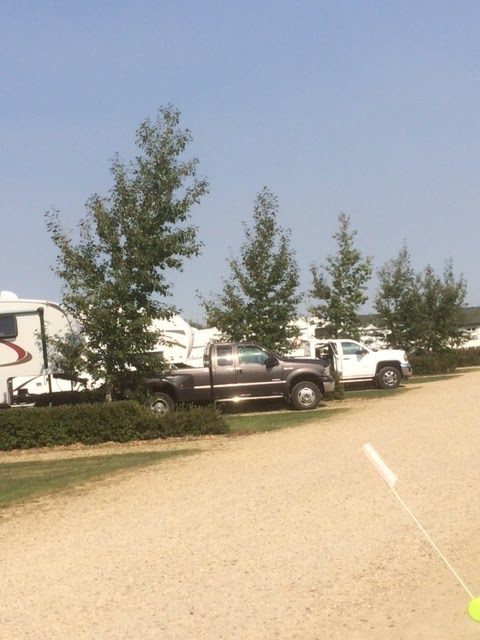 Summerland RV Park & Mini Golf | 40325 Range Road 282 Gull Lake, Lacombe, AB T4L 2N1, Canada | Phone: (403) 748-4855