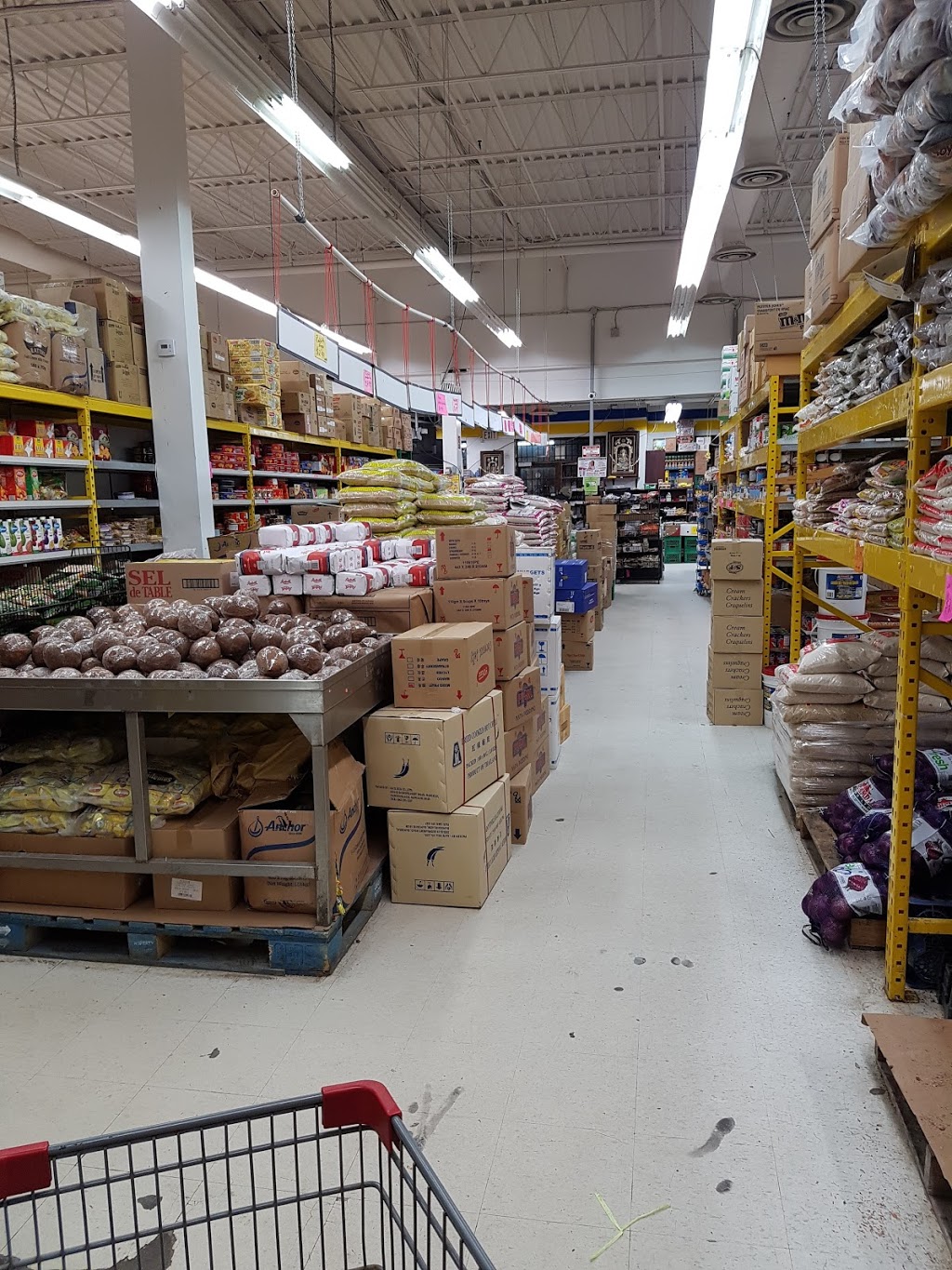 Uthayas Supermarket | 5010 Steeles Ave W, Etobicoke, ON M9V 5C6, Canada | Phone: (416) 740-7971