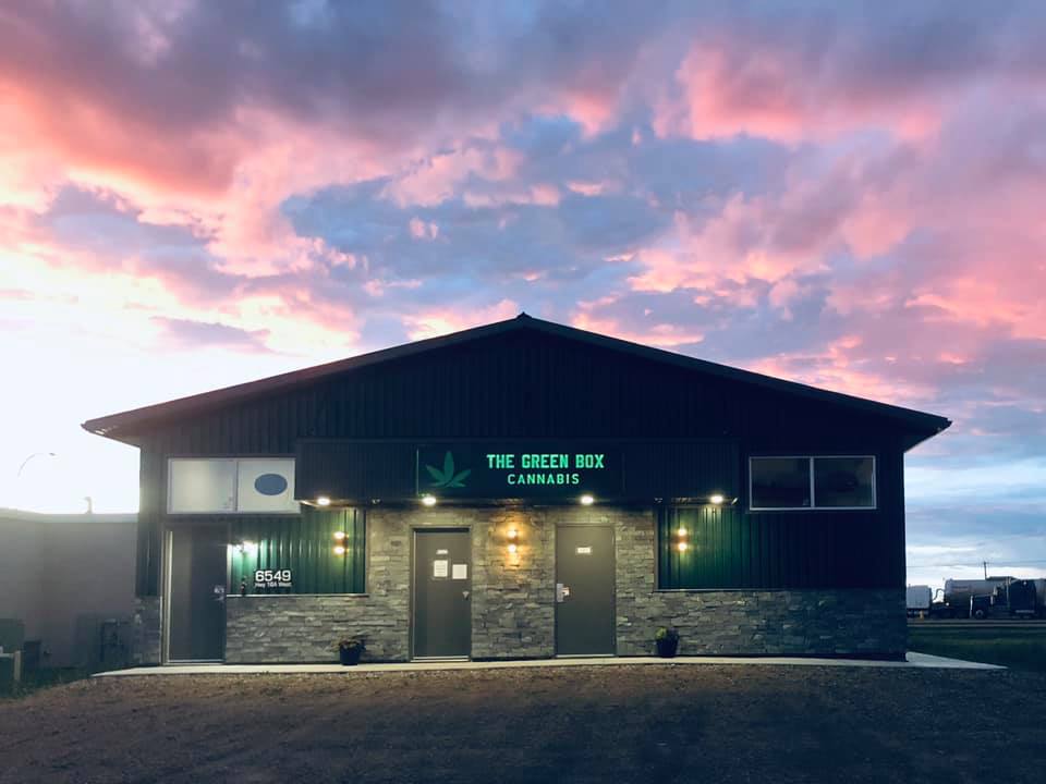 The Green Box | 6549 highway 16A, West, Vegreville, AB T9C 0A3, Canada | Phone: (780) 631-0388