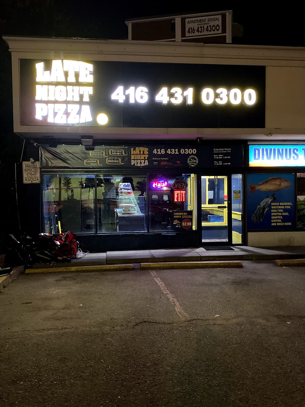 Late Night Pizza | 561 Markham Rd, Scarborough, ON M1H 2A3, Canada | Phone: (416) 431-0300