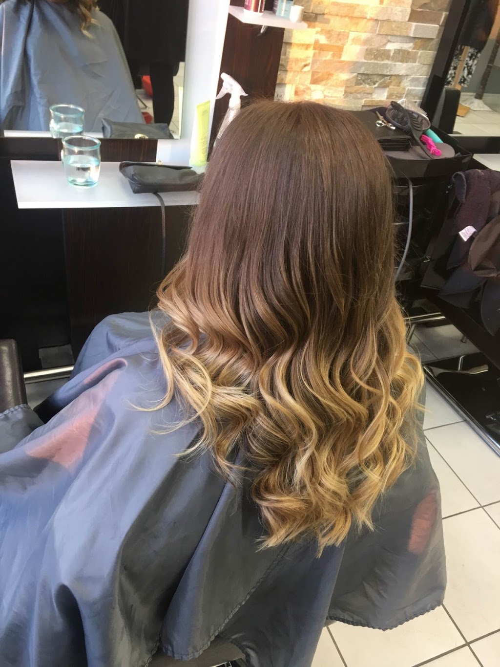 Status Salon | 1004 Carson Rd, Barrie, ON L4M 6L9, Canada | Phone: (705) 792-1189