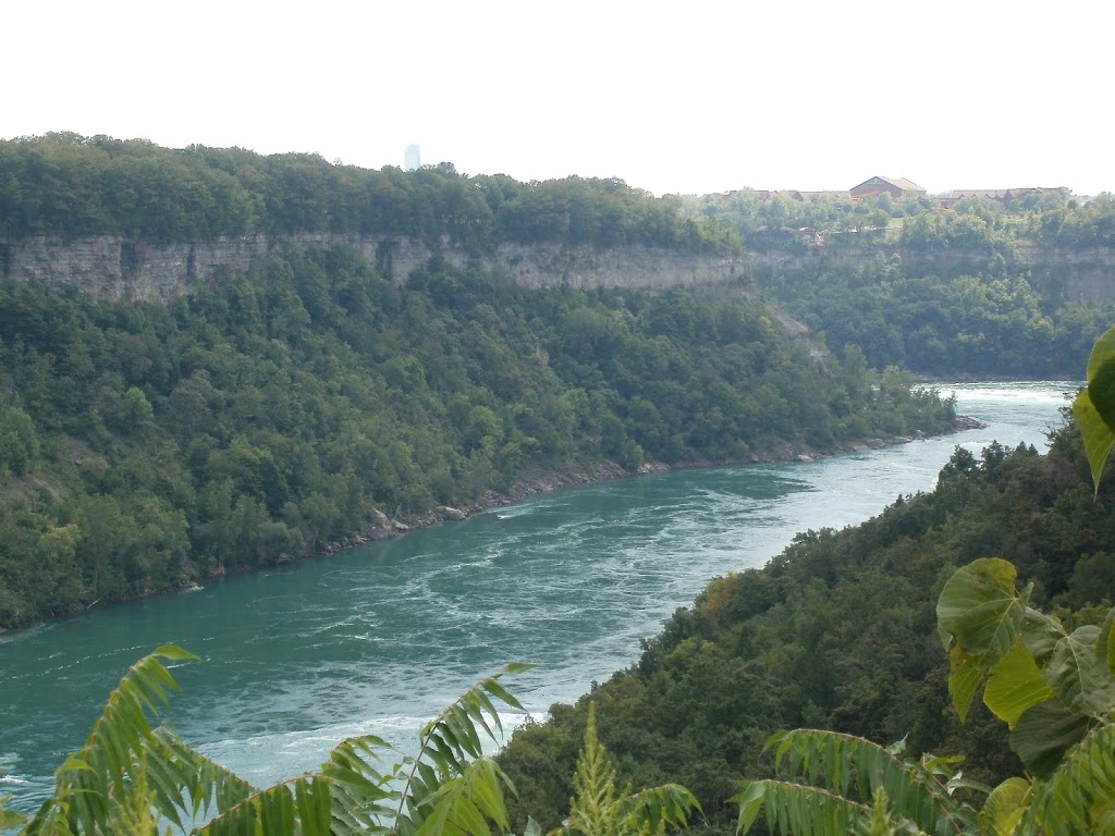 Niagara River Rock | 3850 Niagara Pkwy, Niagara Falls, ON L2E 3E8, Canada