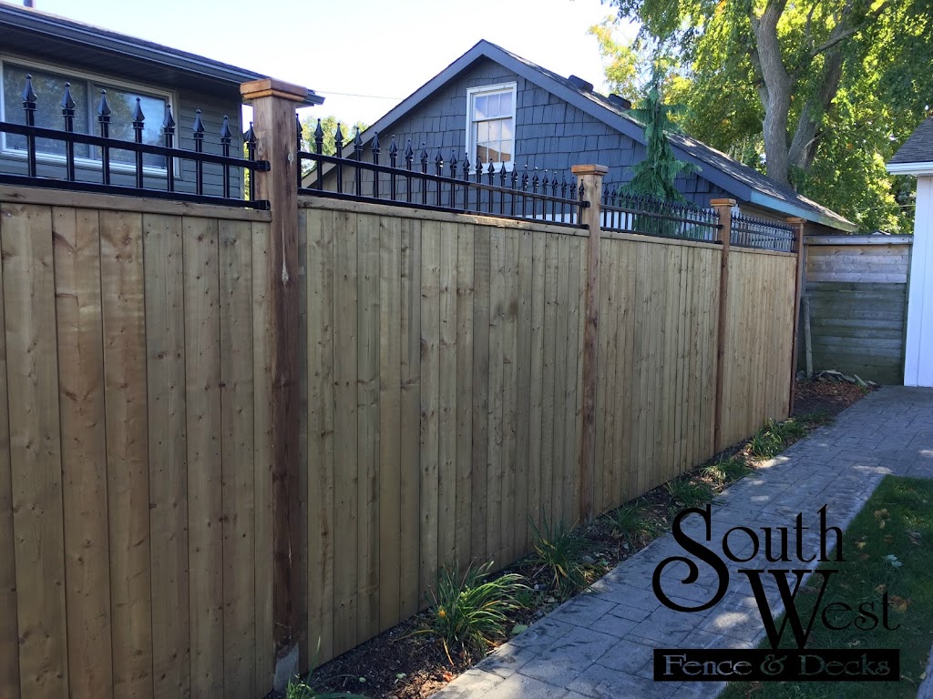 Southwest Fence & Decks | 1808 London Line, Sarnia, ON N7W 1A1, Canada | Phone: (519) 337-4222