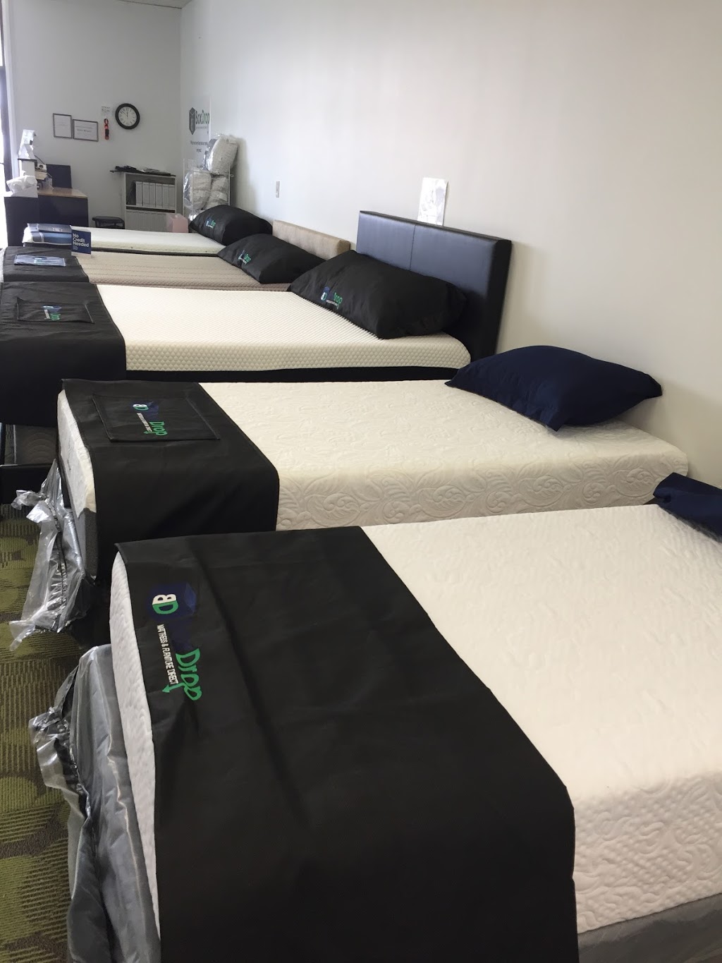 BoxDrop Mattress Amherst | 6515 Transit Rd, Bowmansville, NY 14026 | Phone: (716) 861-0199