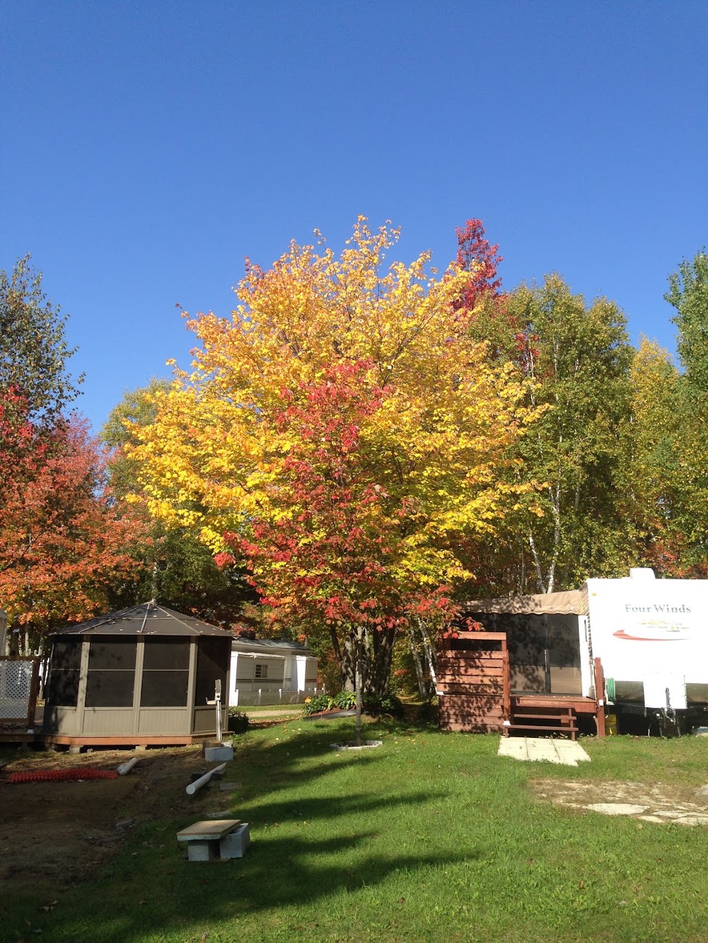 RV Camping | 14 Chemin 4 du Barrage-Mercier, montcerf lytton, QC J0W 1N0, Canada | Phone: (819) 438-2355