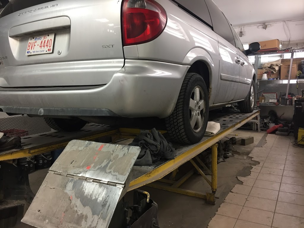 Canadian Auto Repairs | 3850 19 St NE #6, Calgary, AB T2E 6V2, Canada | Phone: (403) 219-3312