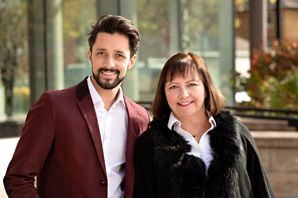 The Parisi Group - Deanna Parisi & David Parisi, Sales Represent | 1096 Bridge St, Manotick, ON K4M 1J2, Canada | Phone: (613) 859-7704