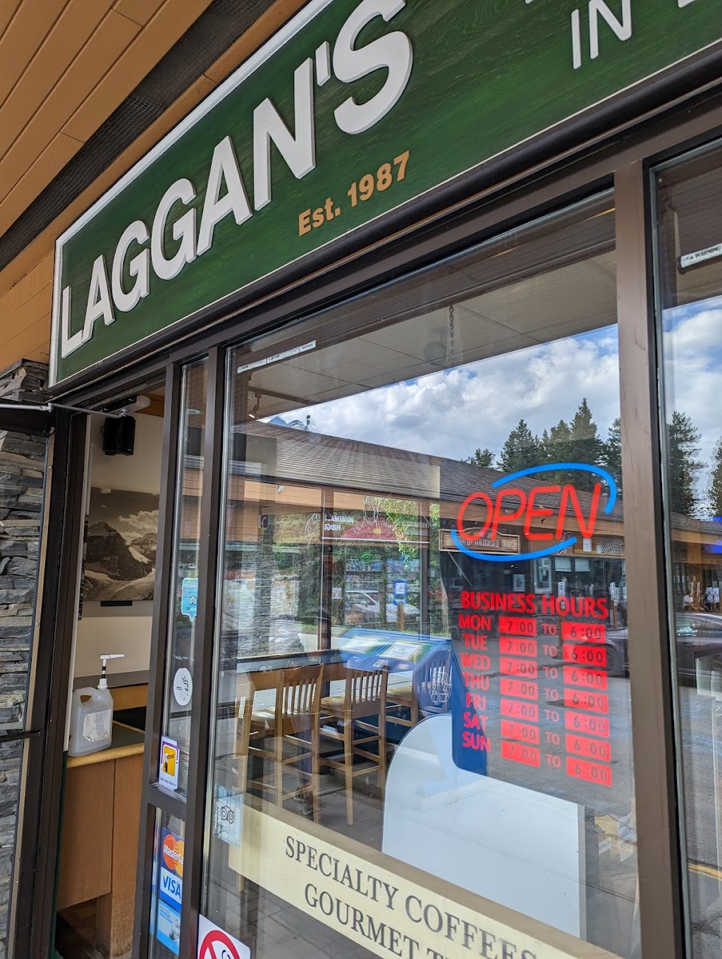 Laggans | 101 Village Rd Building B, Lake Louise, AB T0L 1E0, Canada | Phone: (403) 522-2017