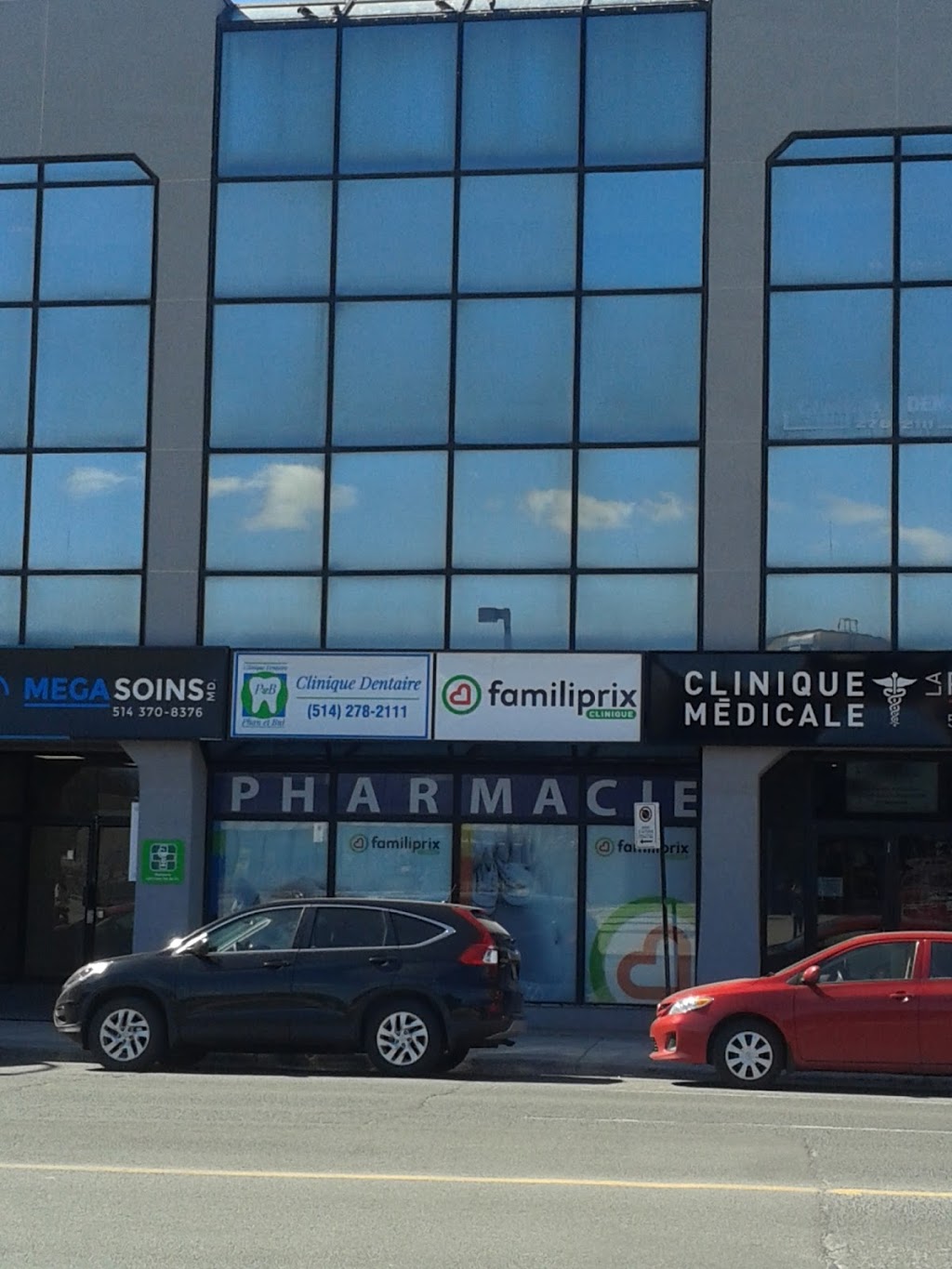 Familiprix Clinique - Cam Uyen Mai Ba | 419 Boulevard Rosemont, Montréal, QC H2S 1Z2, Canada | Phone: (514) 379-1788