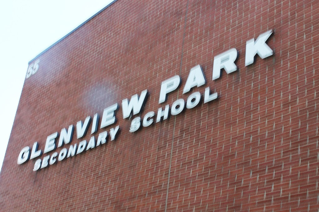 Glenview Park Secondary School - 55 McKay St, Cambridge, ON N1R 4G8, C ...