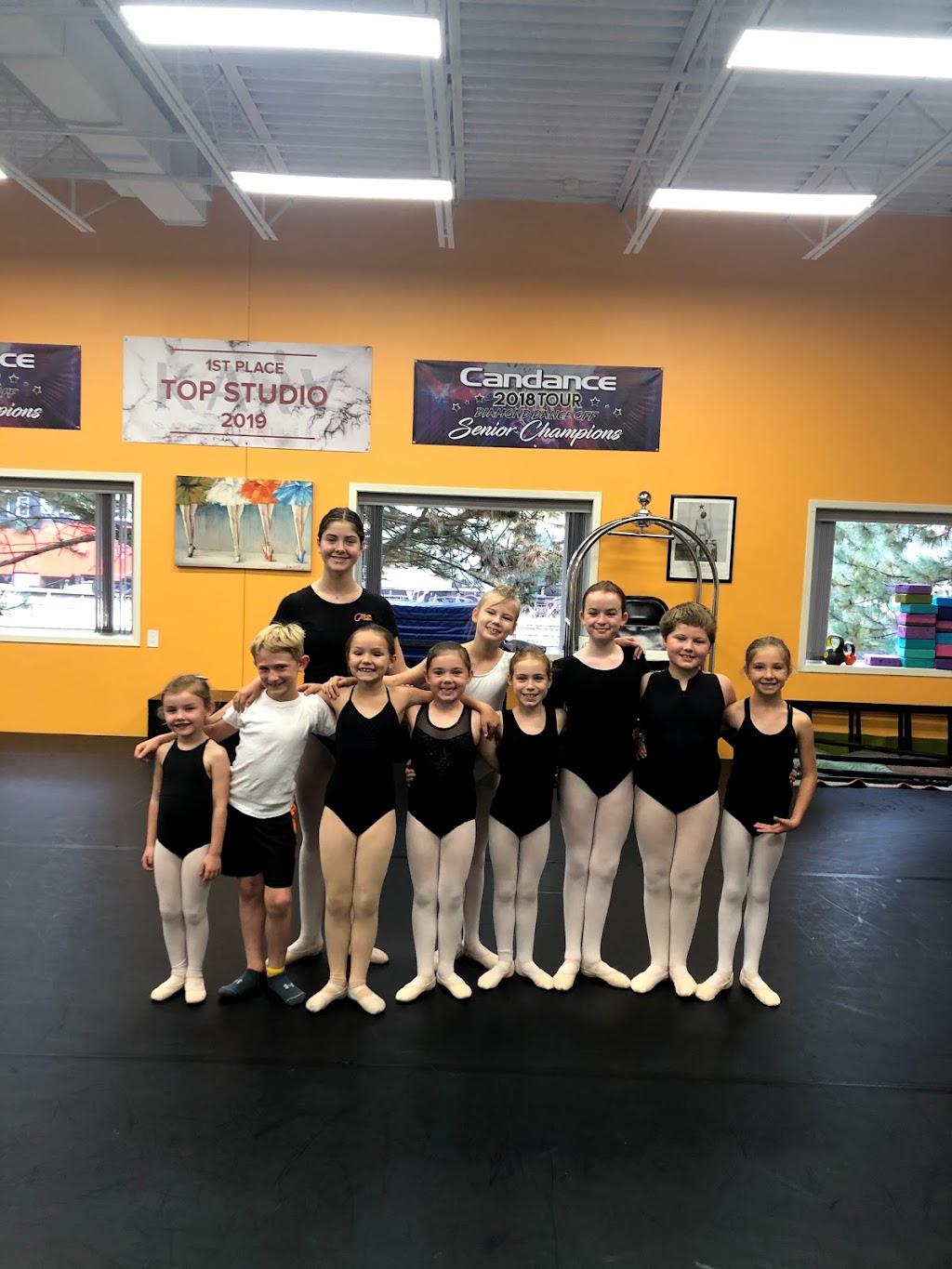 Citrus Dance Inc | 51 Townline, Orangeville, ON L9W 1V1, Canada | Phone: (519) 941-1444