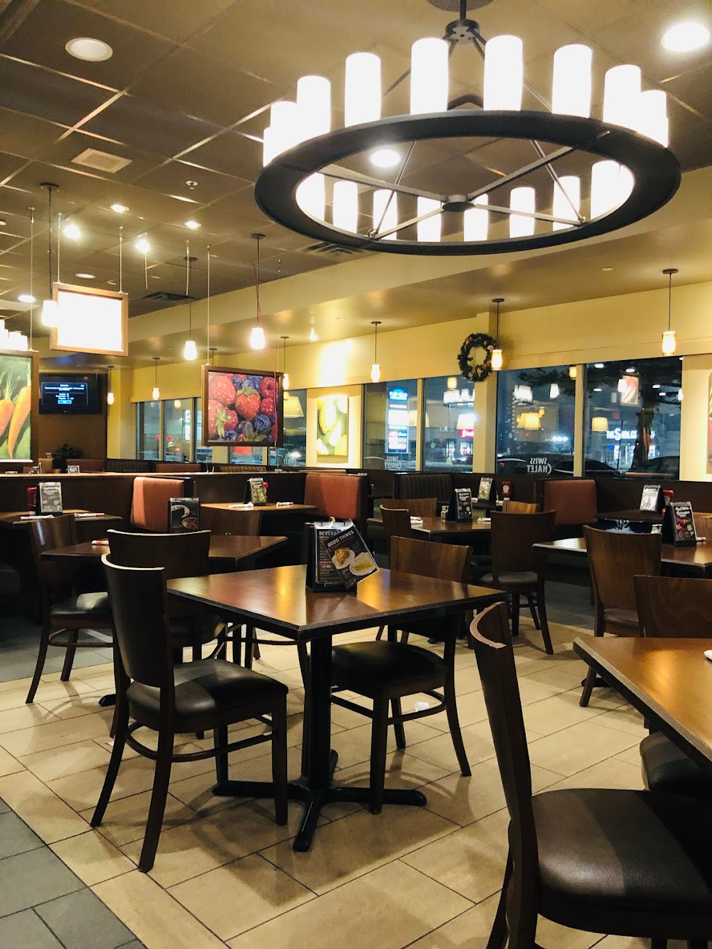 Swiss Chalet | 1600 Merivale Rd, Nepean, ON K2G 5J8, Canada | Phone: (613) 723-8017