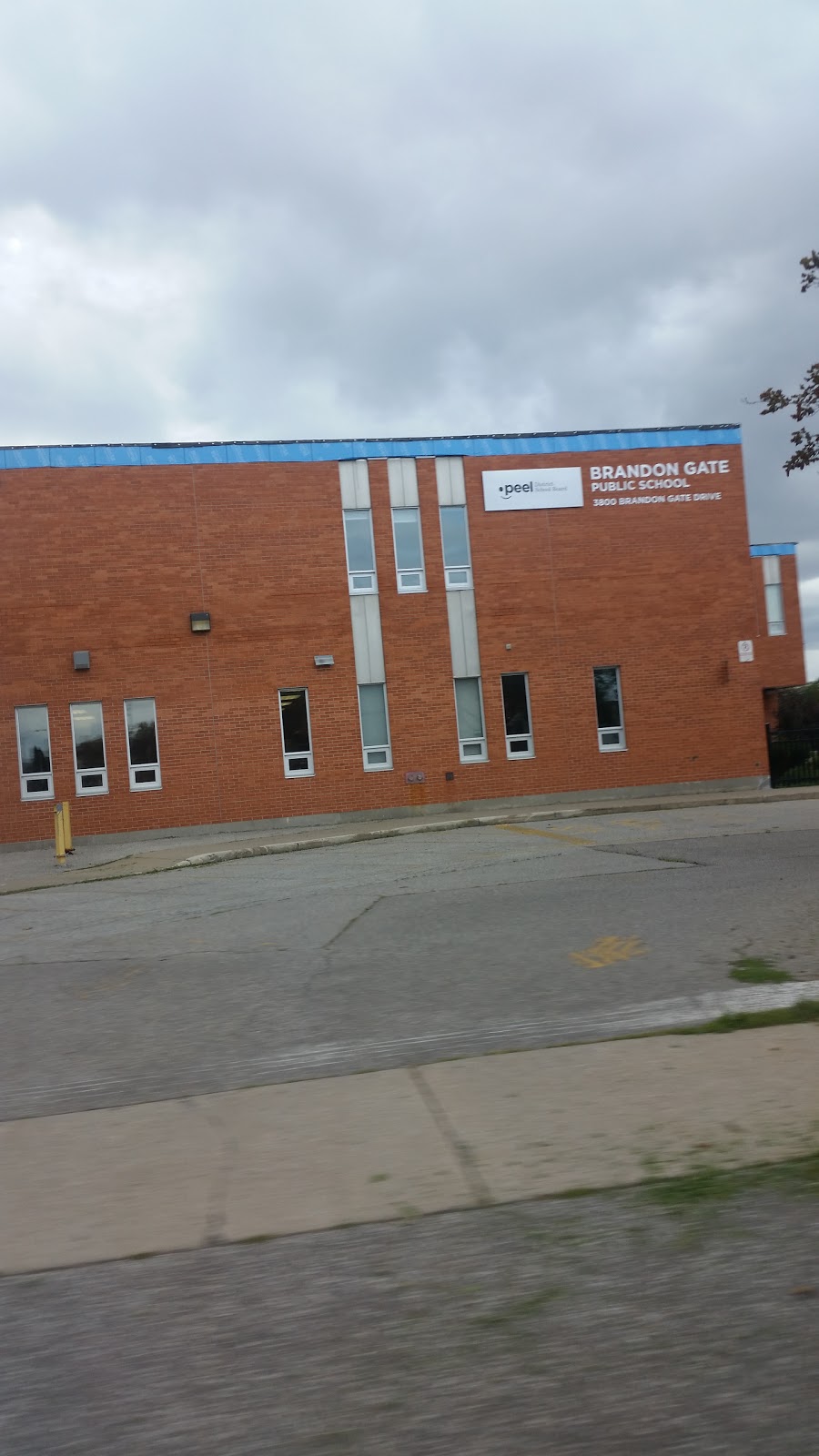 Brandon Gate Public School | 3800 BRANDON GATE, Mississauga, ON L4T 3V9, Canada | Phone: (905) 677-9679