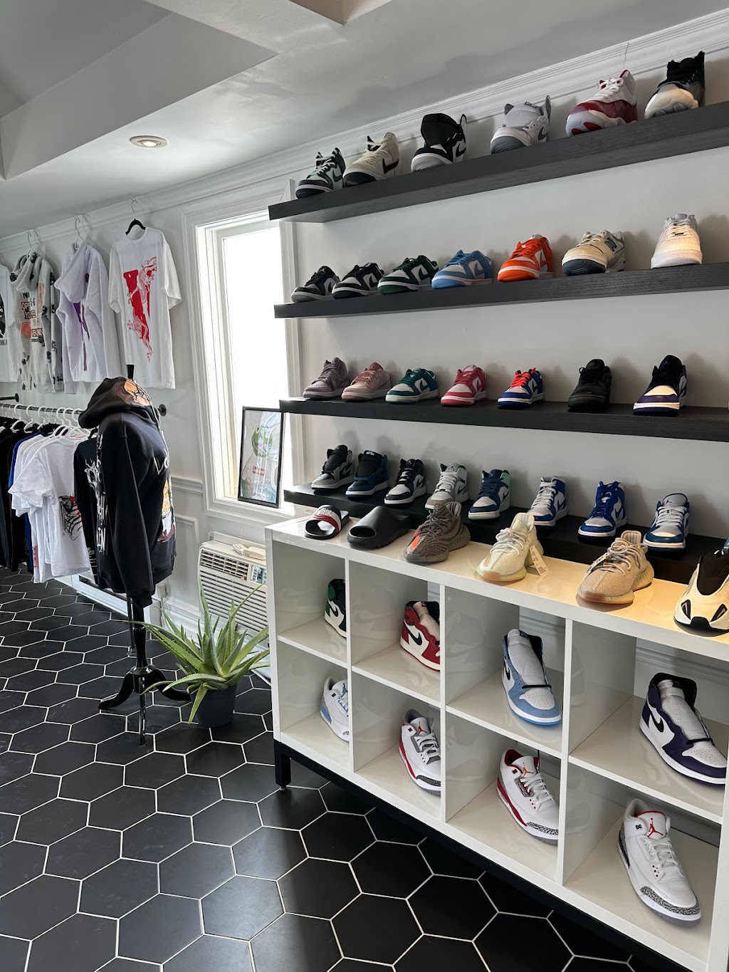 Splash Kicks | 398 Wilson St E, Ancaster, ON L9G 2C3, Canada | Phone: (905) 741-5280