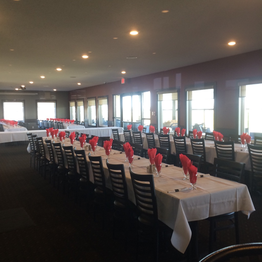 Prairie Links Restaurant | The Legends Golf Club, 415 Clubhouse Blvd, Warman, SK S0K 4S1, Canada | Phone: (306) 931-2497